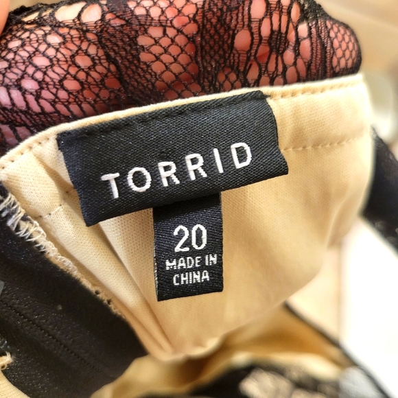 Torrid sleeveless black lace dress Size 20 - Picture 6 of 8